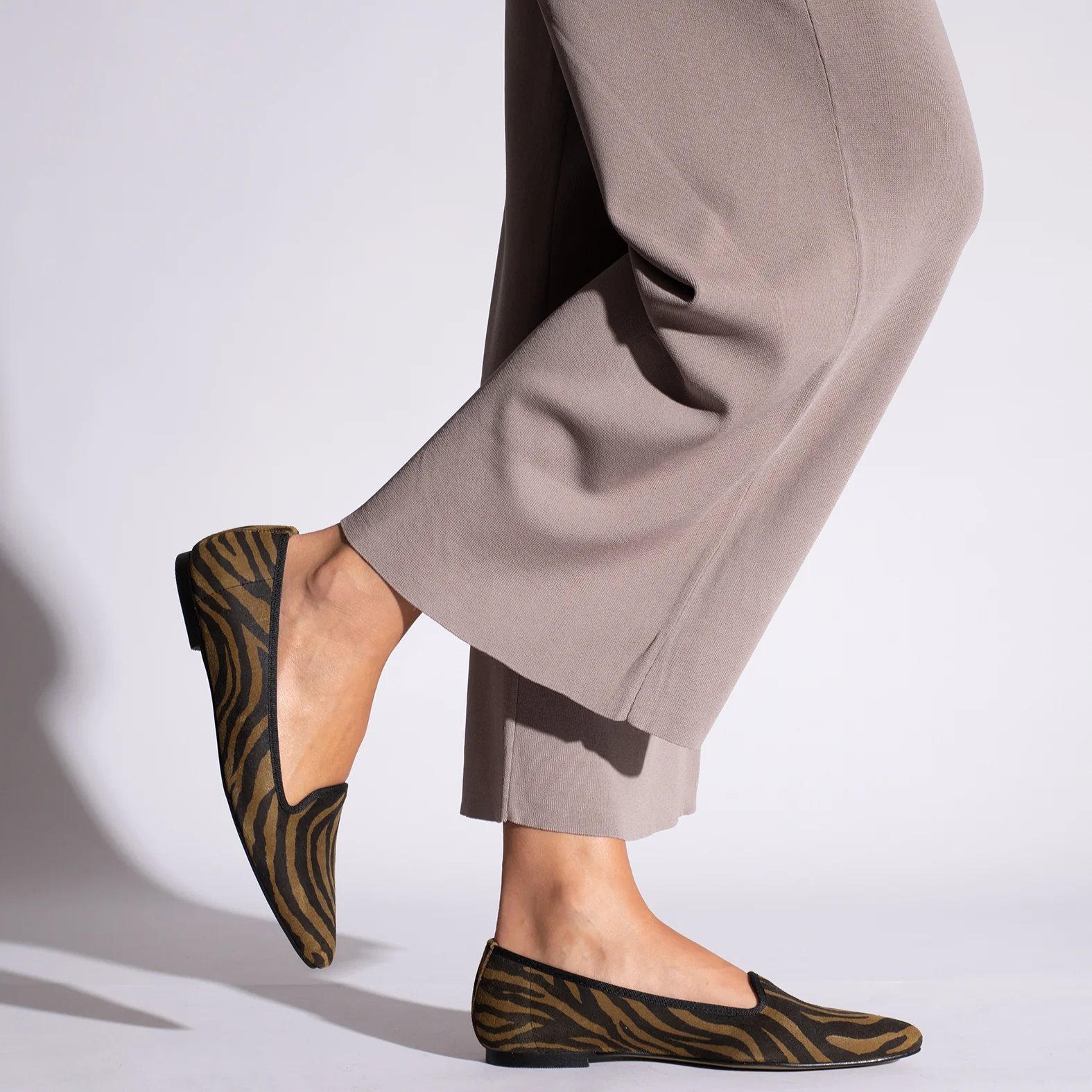 SLIPPER ZEBRA - Slipper Animal Print CUERO ZEBRA - Image 7