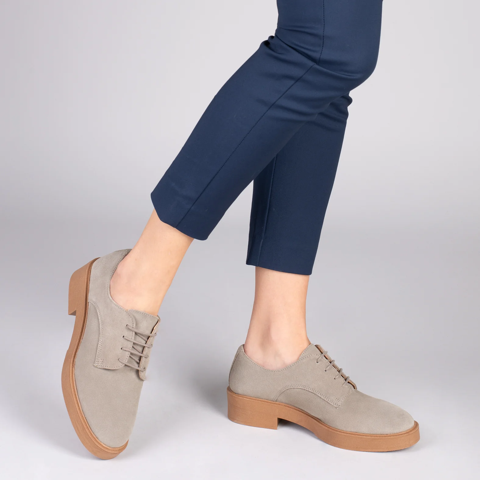 BLUCHER – Zapatos de cordones para mujer TAUPE - Image 6
