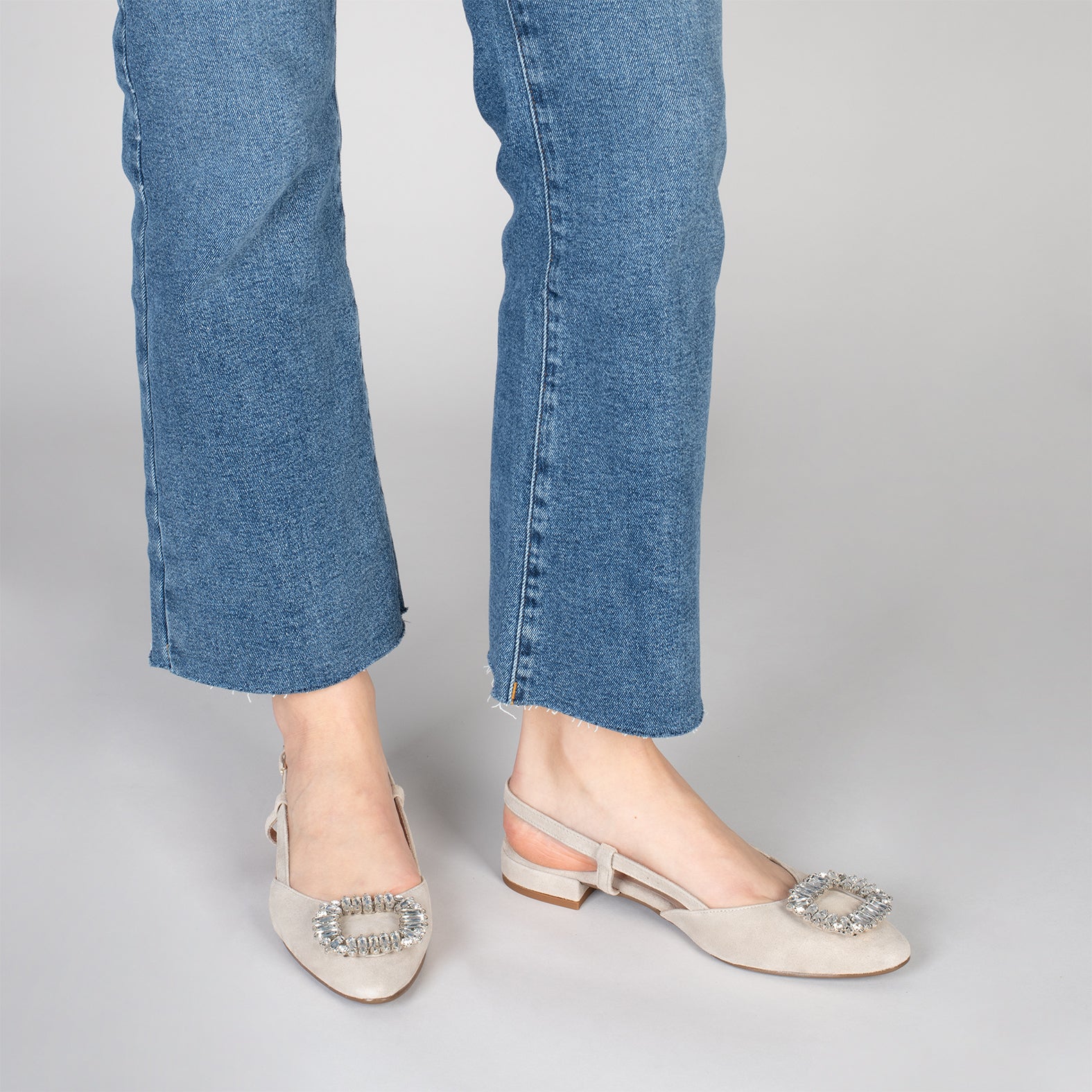 BRUNCH CRISTAL - Zapatos planos destalonados con adorno de cristal TAUPE - Image 6