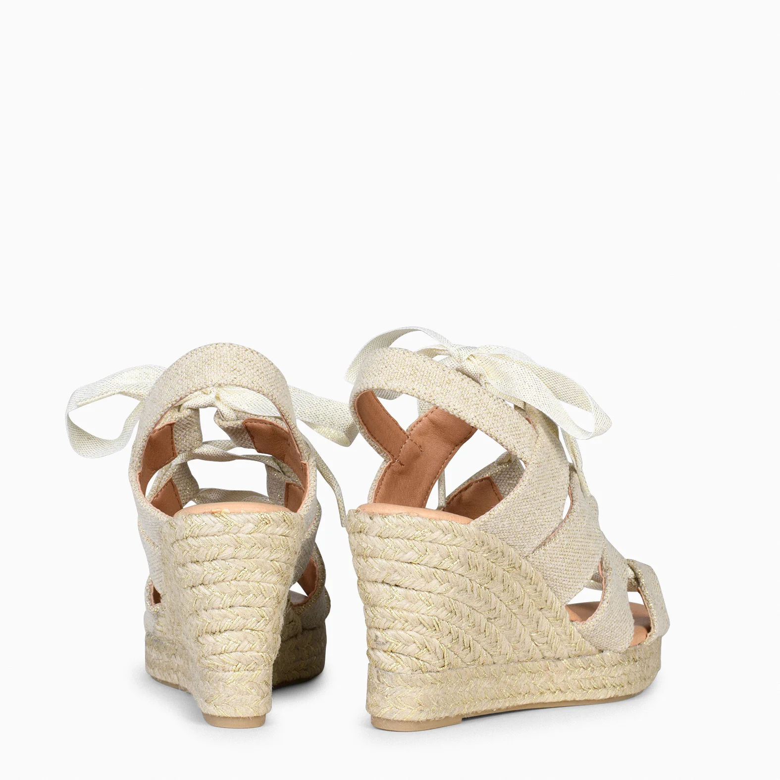 ROMANA – Cuñas altas de hilo de lurex ORO - Image 3