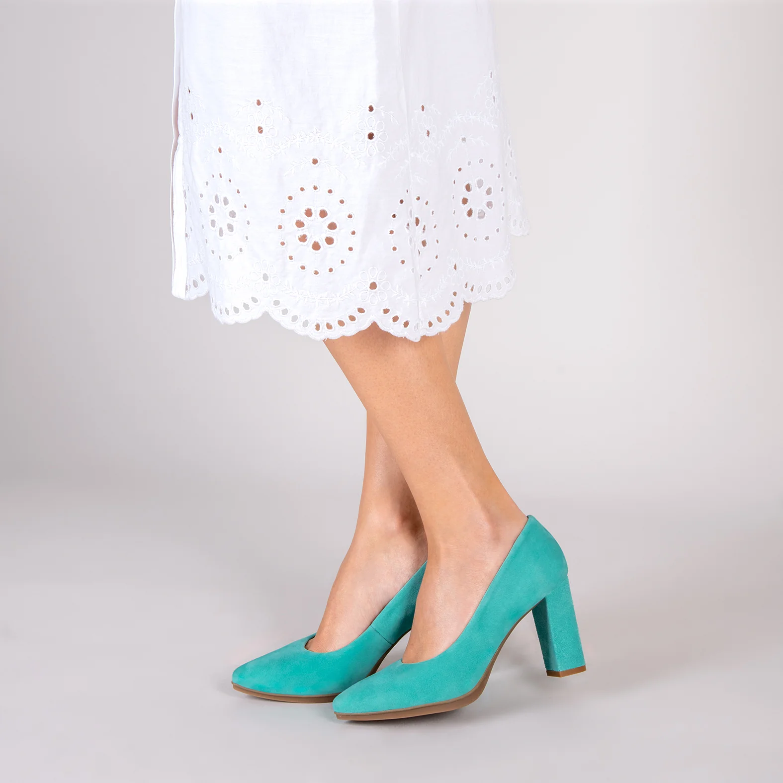 URBAN – Zapatos de tacón alto de ante TURQUESA - Image 2