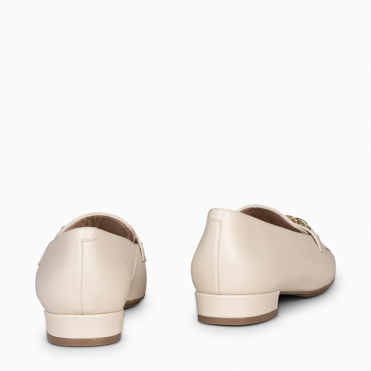 CHAIN - Mocasines elegantes de mujer BEIGE - Image 4
