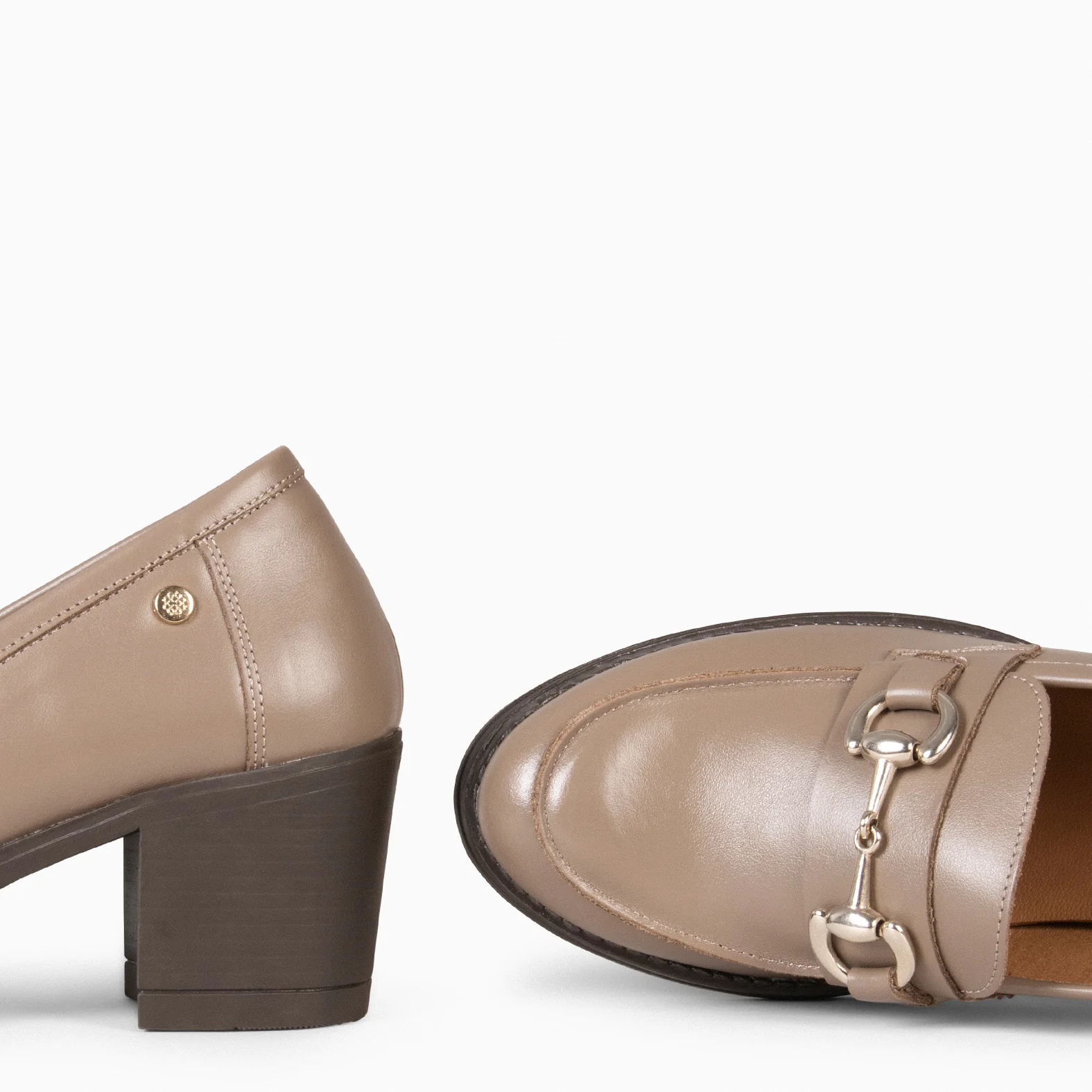 FABIOLA – Mocasines con tacón de napa TAUPE - Image 5
