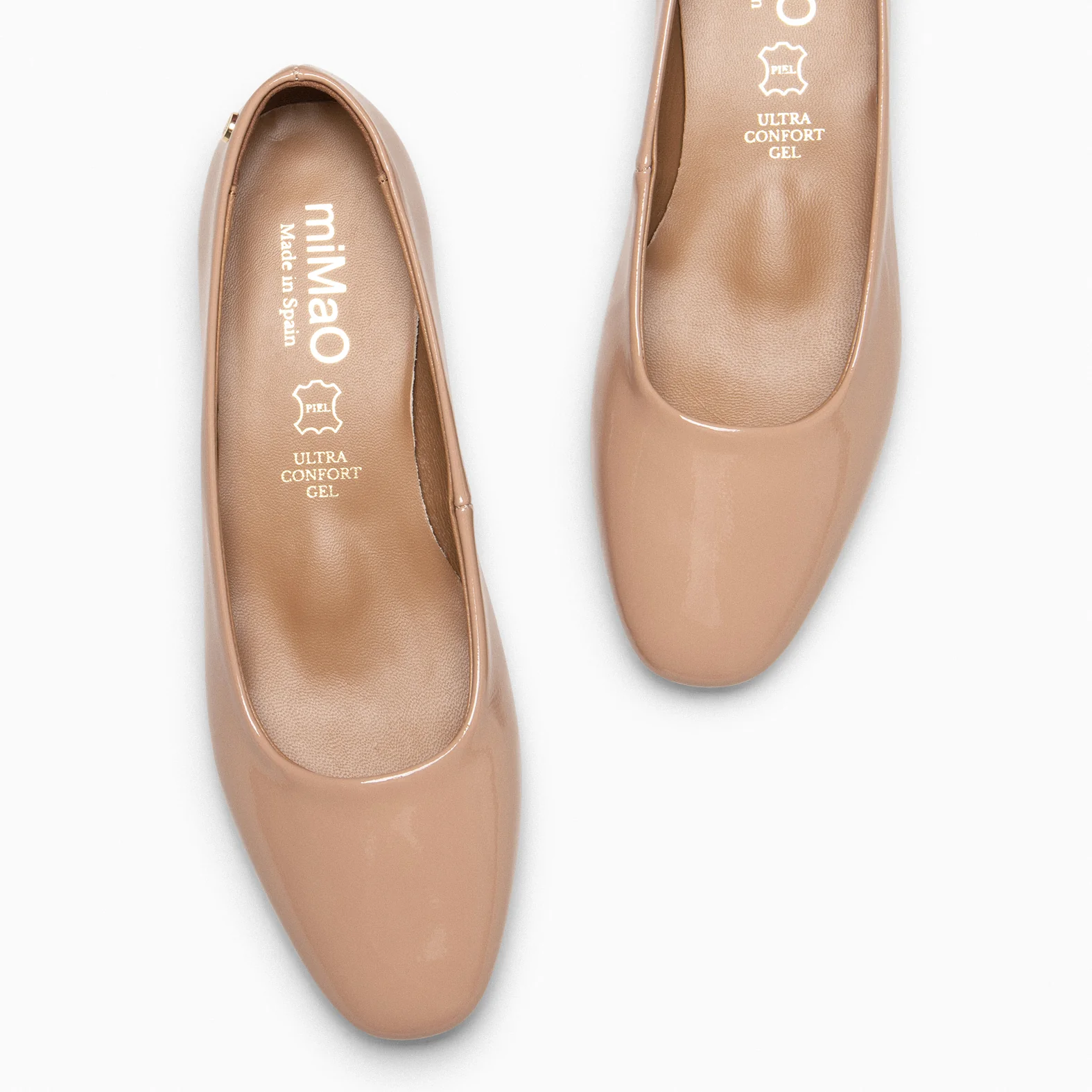 URBAN XS – Zapatos de tacón bajo de charol NUDE - Image 3