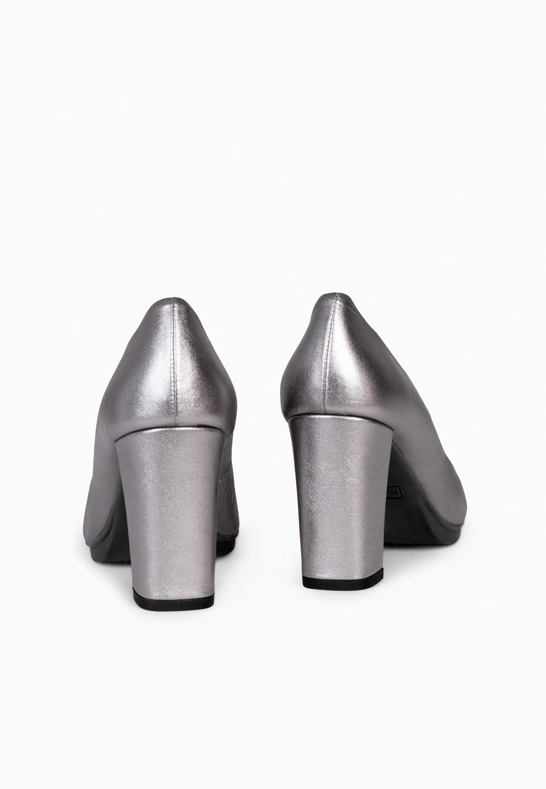URBAN SPLASH - Zapatos de tacón con piel metalizado en PLATA - Image 8