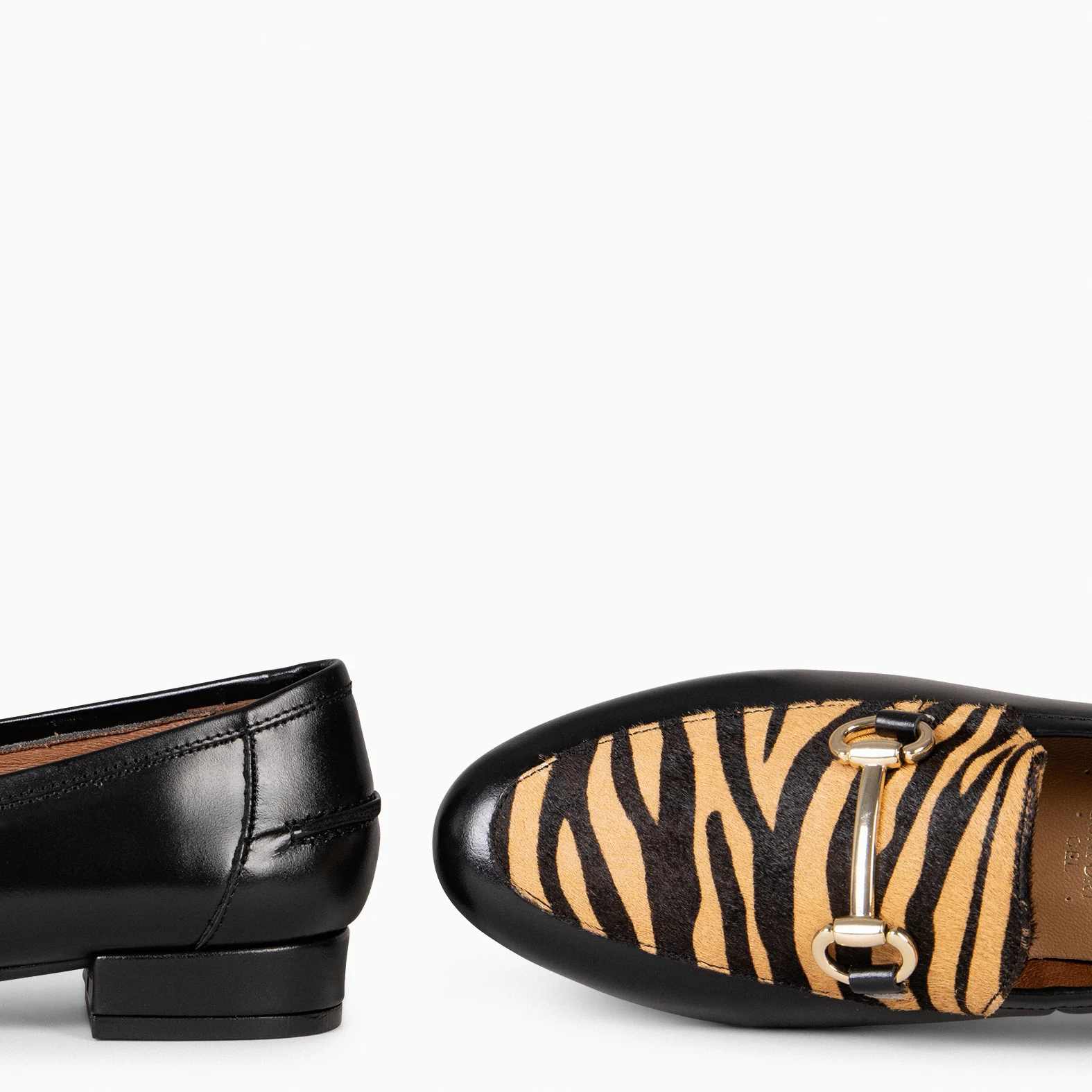 STYLE SAUVAGE - Mocasín tacón bajo CAMEL - Image 5