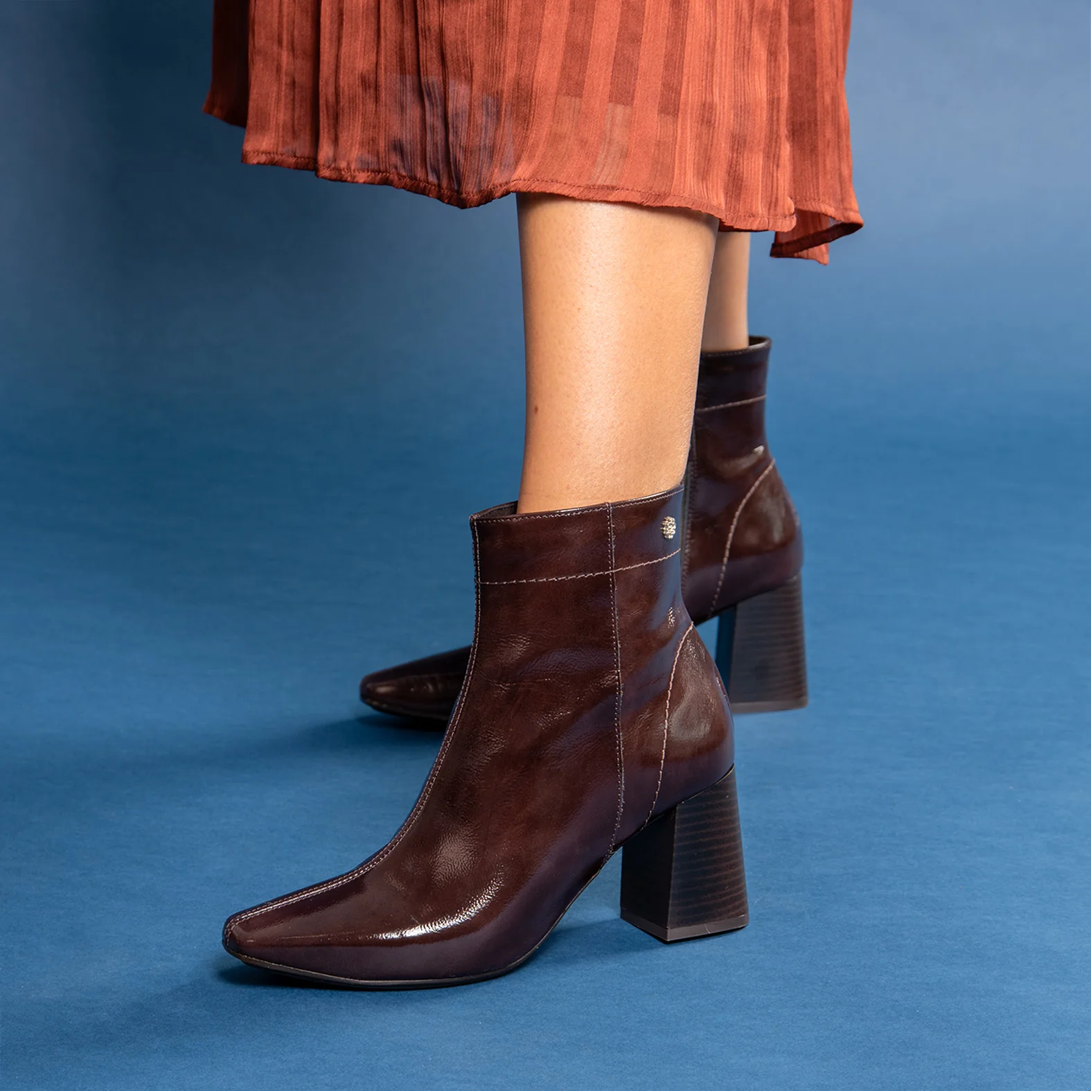LIPPA - Botines de tacón alto de charol MARRON - Image 2