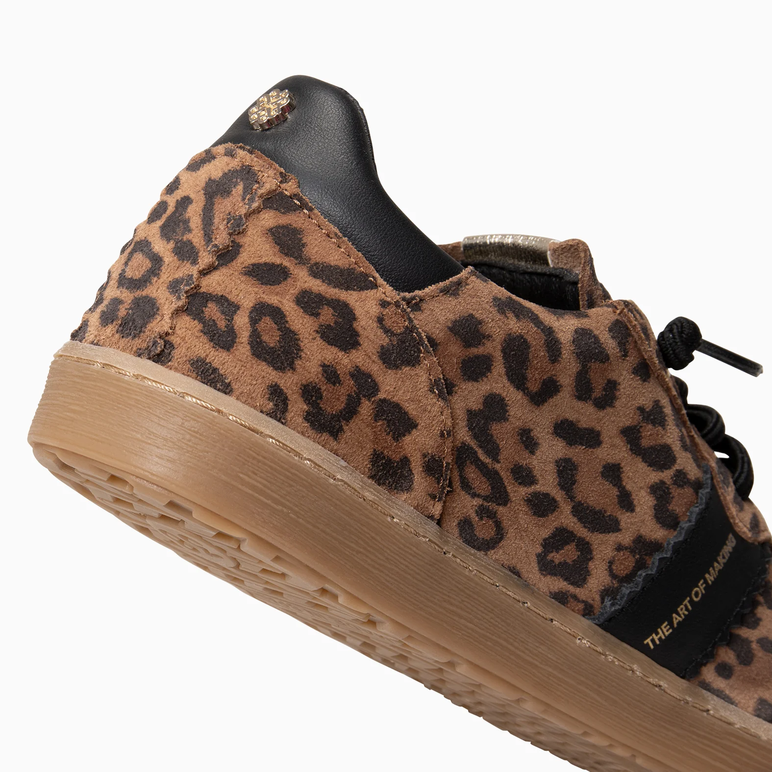STÜDIO 01 - Deportivos LEOPARDO - Image 11