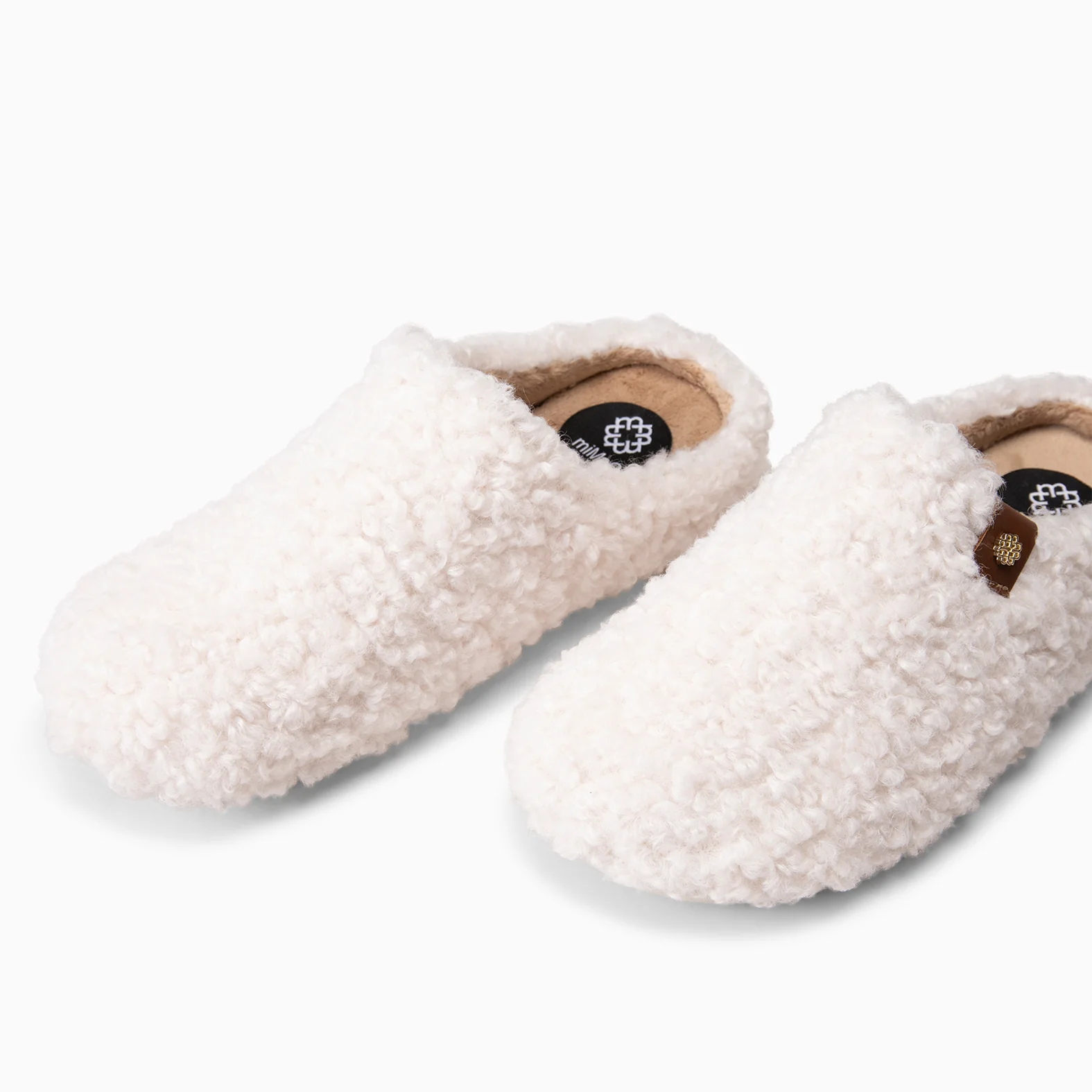 KOMFY DREAMS - Zapatillas de estar por casa ultra suaves CRUDO - Image 5