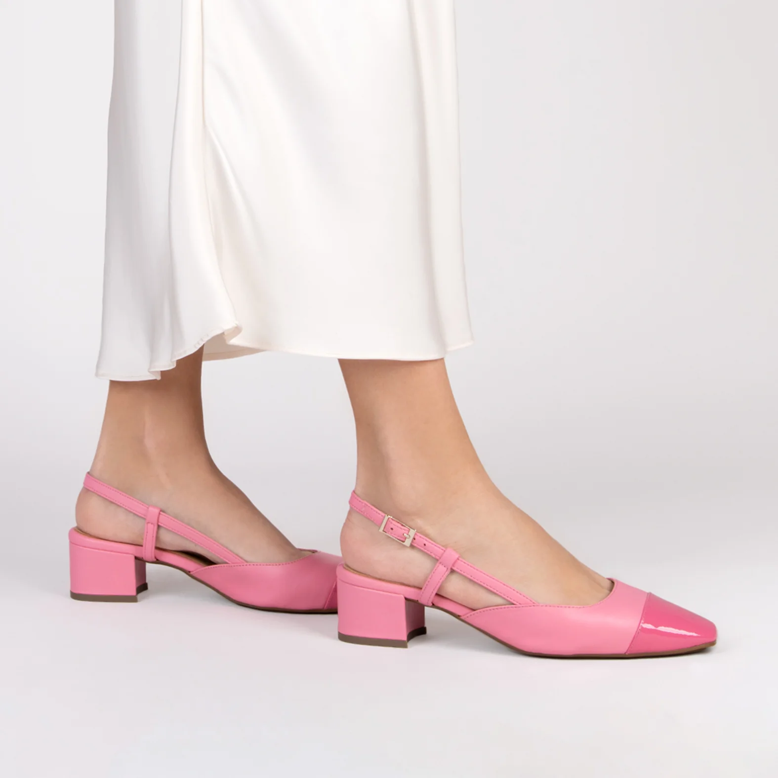 AUDREY - Zapatos destalonados con puntera ROSA - Image 2