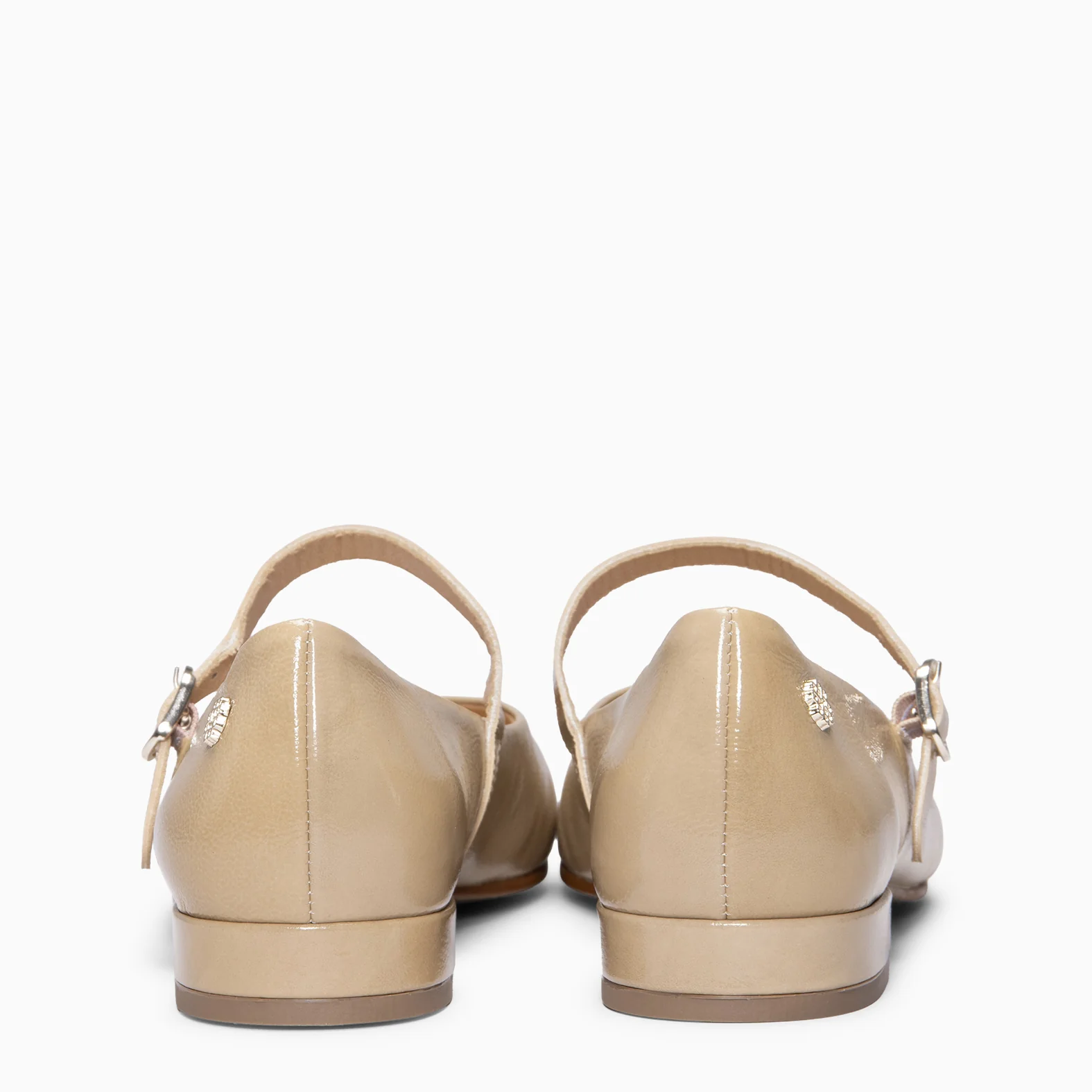 ZOE - Mercedita con tira en piel de charol BEIGE - Image 5