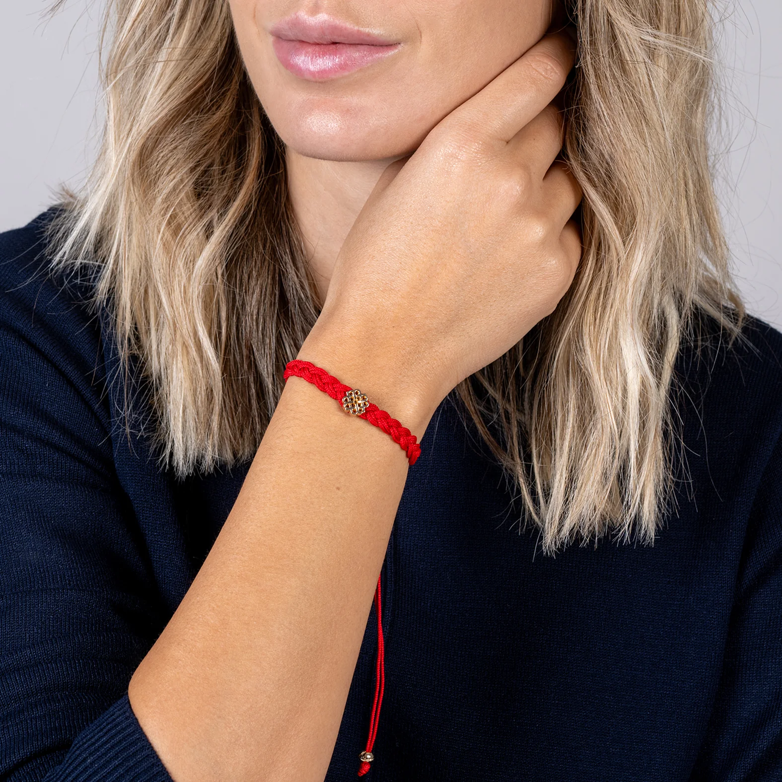 PULSERA ROJA DE LA SUERTE ORO - Image 2