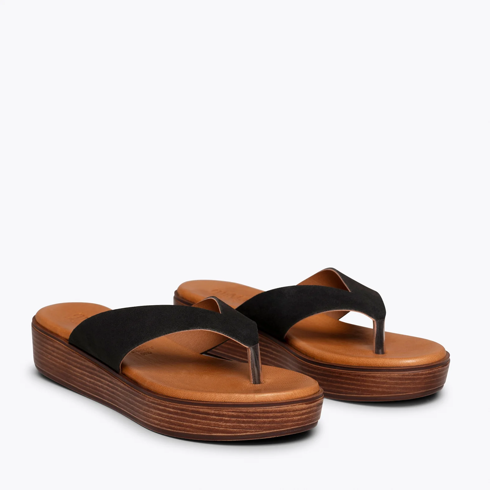 BASIC Sandalias NEGRAS de dedo con plataforma - Image 3